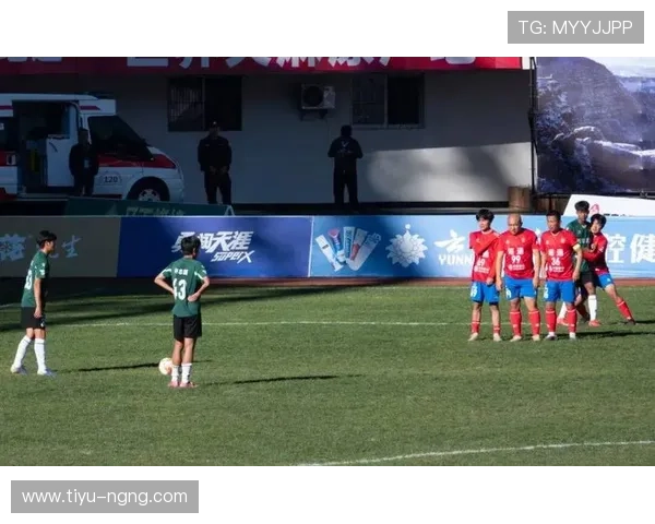 俄罗斯绿茵盛宴:全球球迷齐聚直播间共赏精彩对决